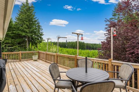 137 Backstrom Rd, Winlock, WA 98596 photo 3