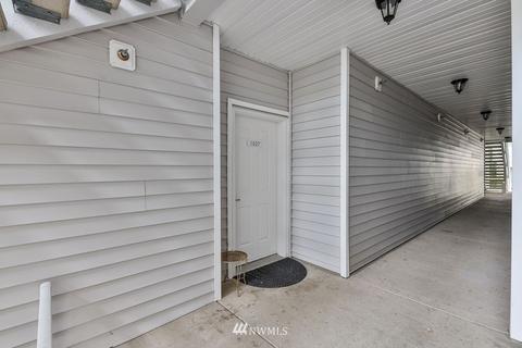 14915 38th Dr SE #1027, Bothell, WA 98012 photo 2
