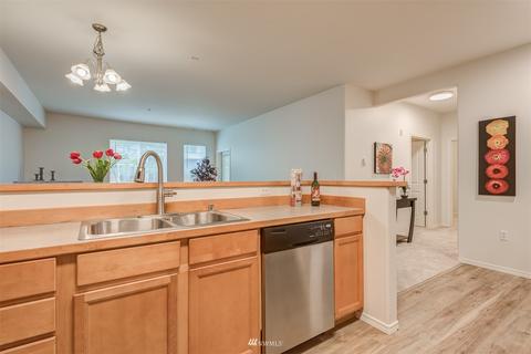 14915 38th Dr SE #1017, Bothell, WA 98012 photo 5
