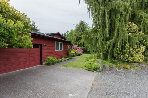313 Applegate Ln, Sequim, WA 98382 photo 2