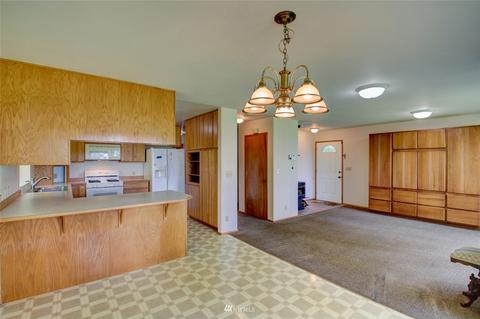 9247 Marshall Rd, Bow, WA 98232 photo 16