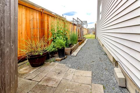 203 Voss St NE, Orting, WA 98360 photo 32