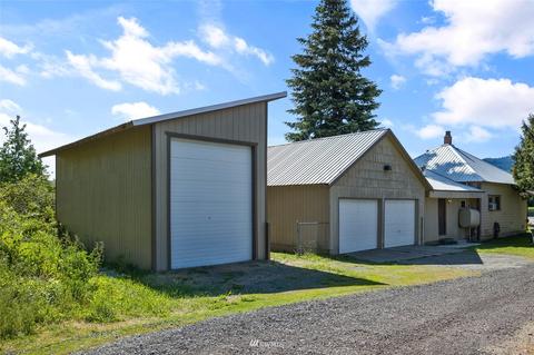 413 E Third St, Cle Elum, WA 98922 photo 2