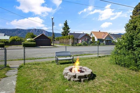 413 E Third St, Cle Elum, WA 98922 photo 4