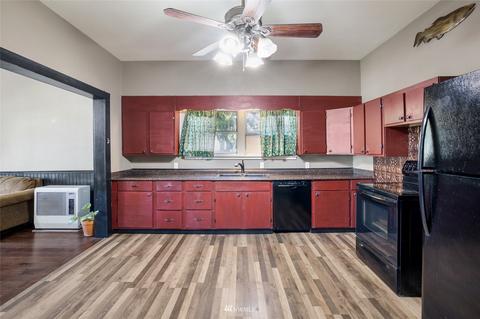 413 E Third St, Cle Elum, WA 98922 photo 10