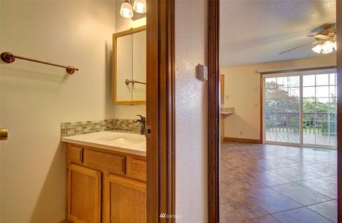 10 Swallow, Longview, WA 98632 photo 12