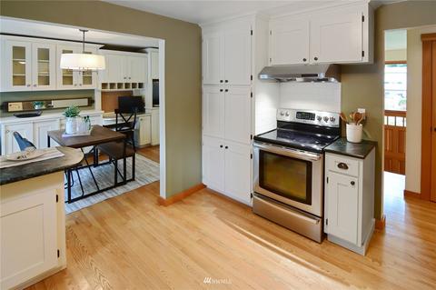 9209 NE 183rd St, Bothell, WA 98011 photo 15