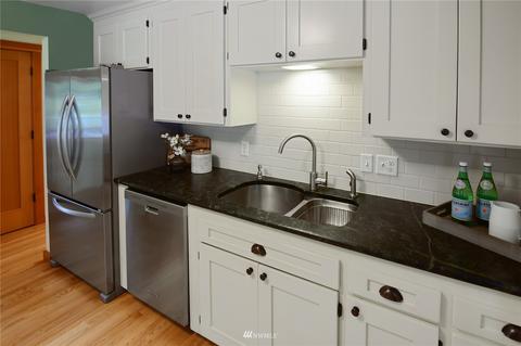 9209 NE 183rd St, Bothell, WA 98011 photo 14