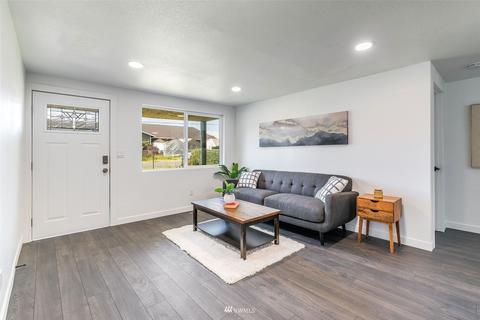 118 165th St E, Spanaway, WA 98387 photo 6