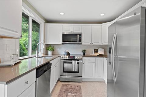 107 222nd St SW, Bothell, WA 98021 photo 9