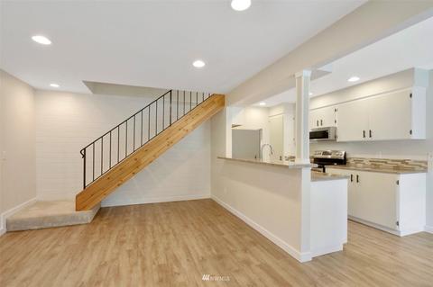 504 214th St SW #23B, Bothell, WA 98021 photo 4
