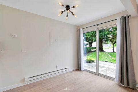 504 214th St SW #23B, Bothell, WA 98021 photo 9