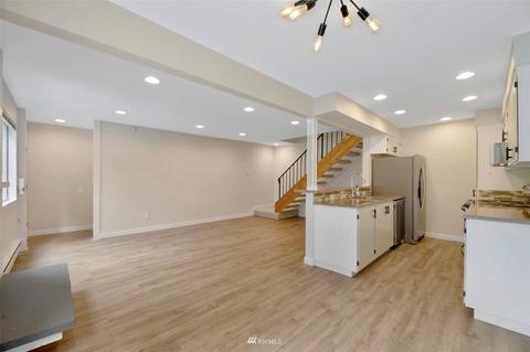 504 214th St SW #23B, Bothell, WA 98021 photo 10