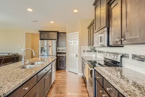 906 Boatman Ave NW, Orting, WA 98360 photo 9