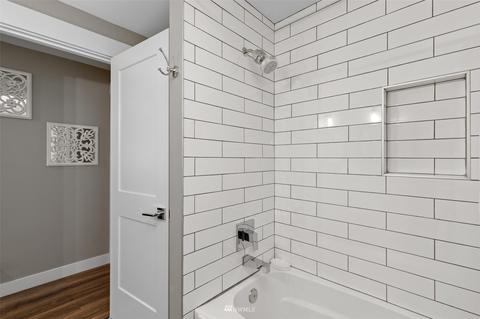 8852 NE 203rd Pl, Bothell, WA 98011 photo 21