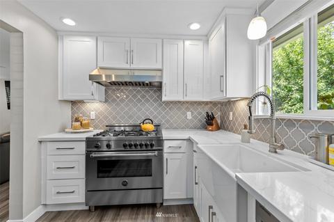 8852 NE 203rd Pl, Bothell, WA 98011 photo 8