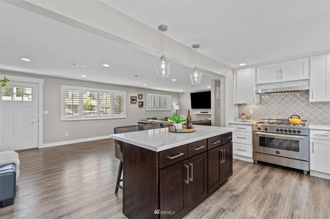 8852 NE 203rd Pl, Bothell, WA 98011 photo 10