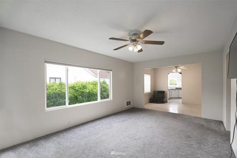 460 17th Ave, Longview, WA 98632 photo 2