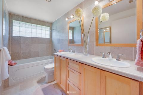 16429 Balder Ln, Bothell, WA 98011 photo 32