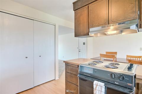 136 Mckean Ct, Enumclaw, WA 98022 photo 10