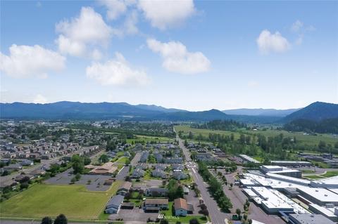 136 Mckean Ct, Enumclaw, WA 98022 photo 27