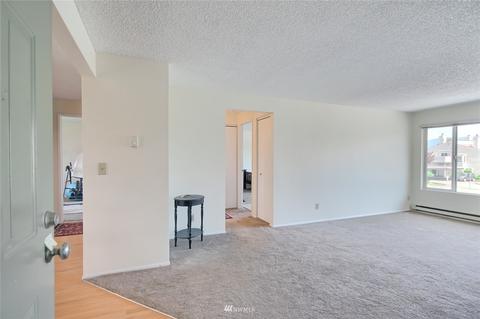 136 Mckean Ct, Enumclaw, WA 98022 photo 3