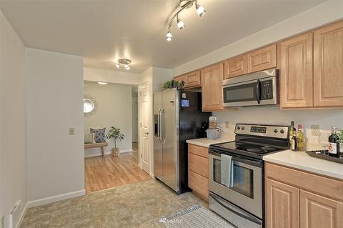12408 46th Dr SE, Everett, WA 98208 photo 2