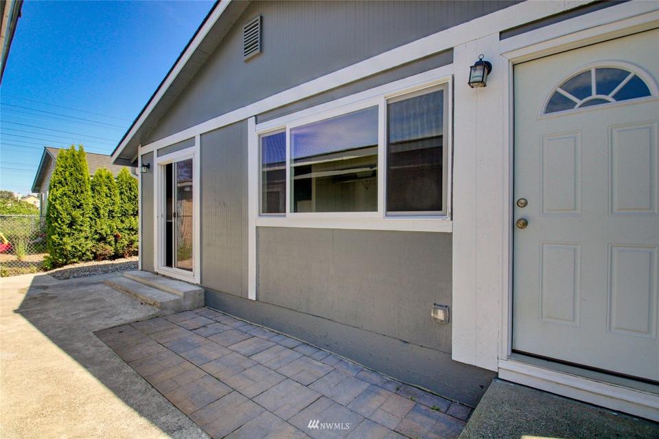  8802 14th St NE, Lake Stevens, WA 98258 photo 6