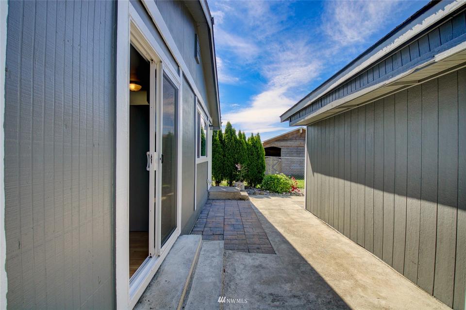  8802 14th St NE, Lake Stevens, WA 98258 photo 23