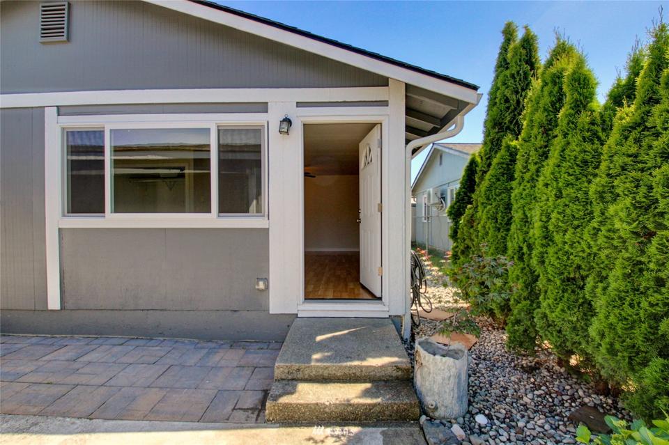  8802 14th St NE, Lake Stevens, WA 98258 photo 7