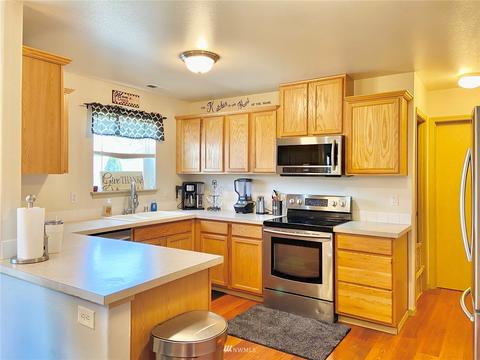 203 Lawson Ct NE, Orting, WA 98360 photo 11