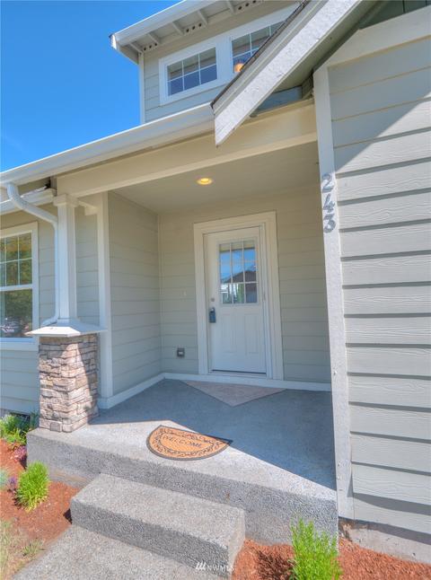 243 Riggs Dr E, Enumclaw, WA 98022 photo 3