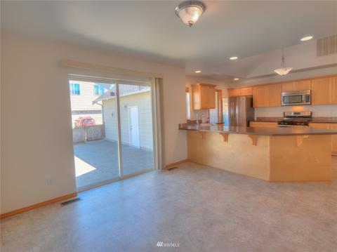 243 Riggs Dr E, Enumclaw, WA 98022 photo 6