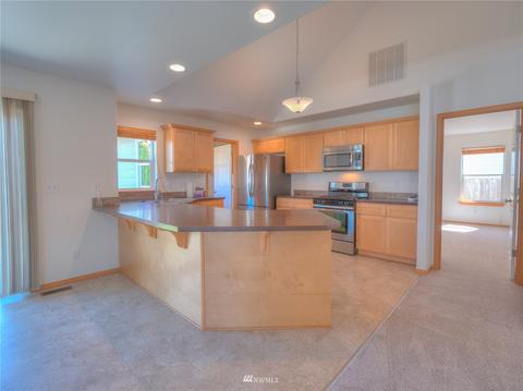 243 Riggs Dr E, Enumclaw, WA 98022 photo 7