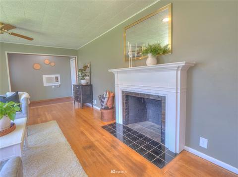 3129 Porter St, Enumclaw, WA 98022 photo 6