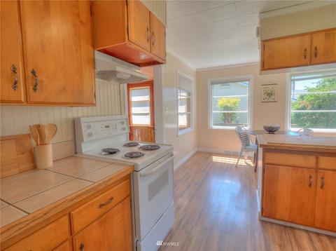 3129 Porter St, Enumclaw, WA 98022 photo 9