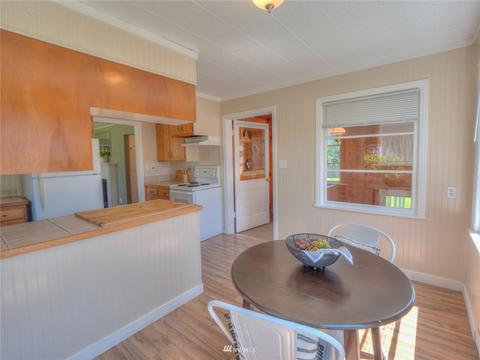 3129 Porter St, Enumclaw, WA 98022 photo 12
