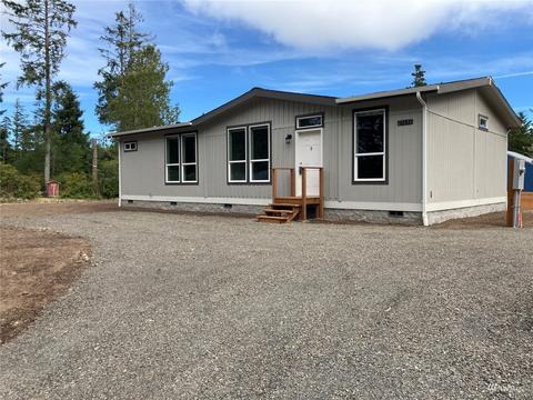27416 U St, Ocean Park, WA 98640