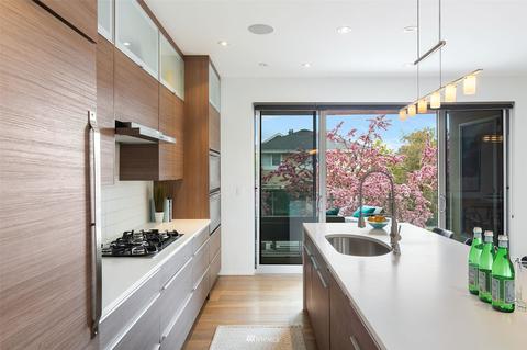 2302 42nd Ave E, Seattle, WA 98112 photo 12