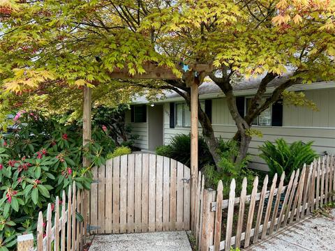 1930 96th Pl SE, Everett, WA 98208 photo 3