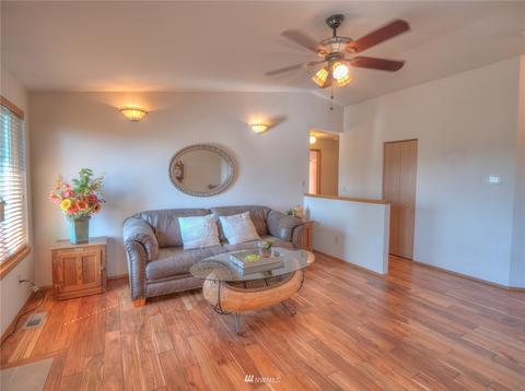 1004 Baysinger Pl, Enumclaw, WA 98022 photo 5