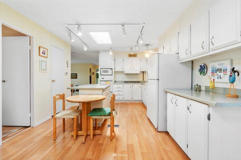 19210 128th Pl NE, Bothell, WA 98011 photo 9