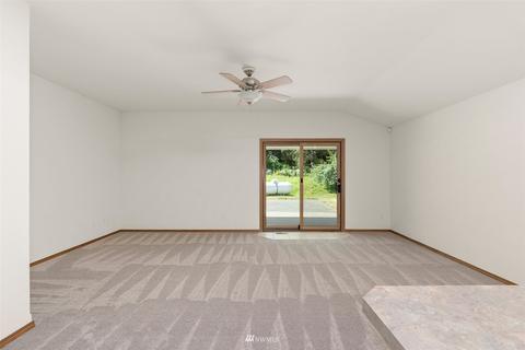 17120 Vail Loop SE, Rainier, WA 98576 photo 12