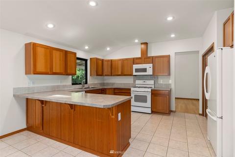 17120 Vail Loop SE, Rainier, WA 98576 photo 10