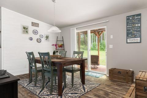 258 E Sleeper Rd, Oak Harbor, WA 98277 photo 4