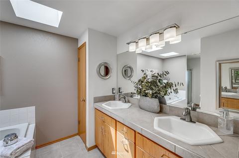 2506 Hillside Ln, Everett, WA 98203 photo 18