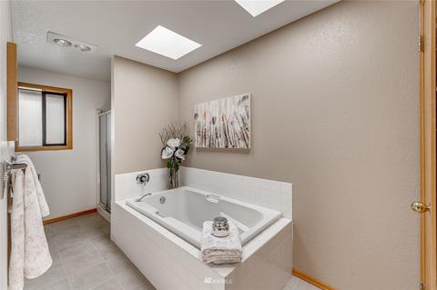 2506 Hillside Ln, Everett, WA 98203 photo 19