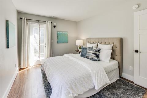 2805 E Spring St, Seattle, WA 98122 photo 17
