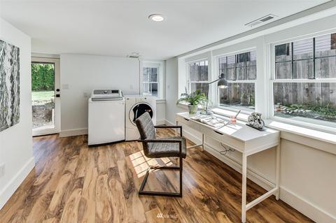 2805 E Spring St, Seattle, WA 98122 photo 28