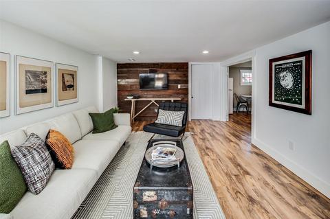 2805 E Spring St, Seattle, WA 98122 photo 24
